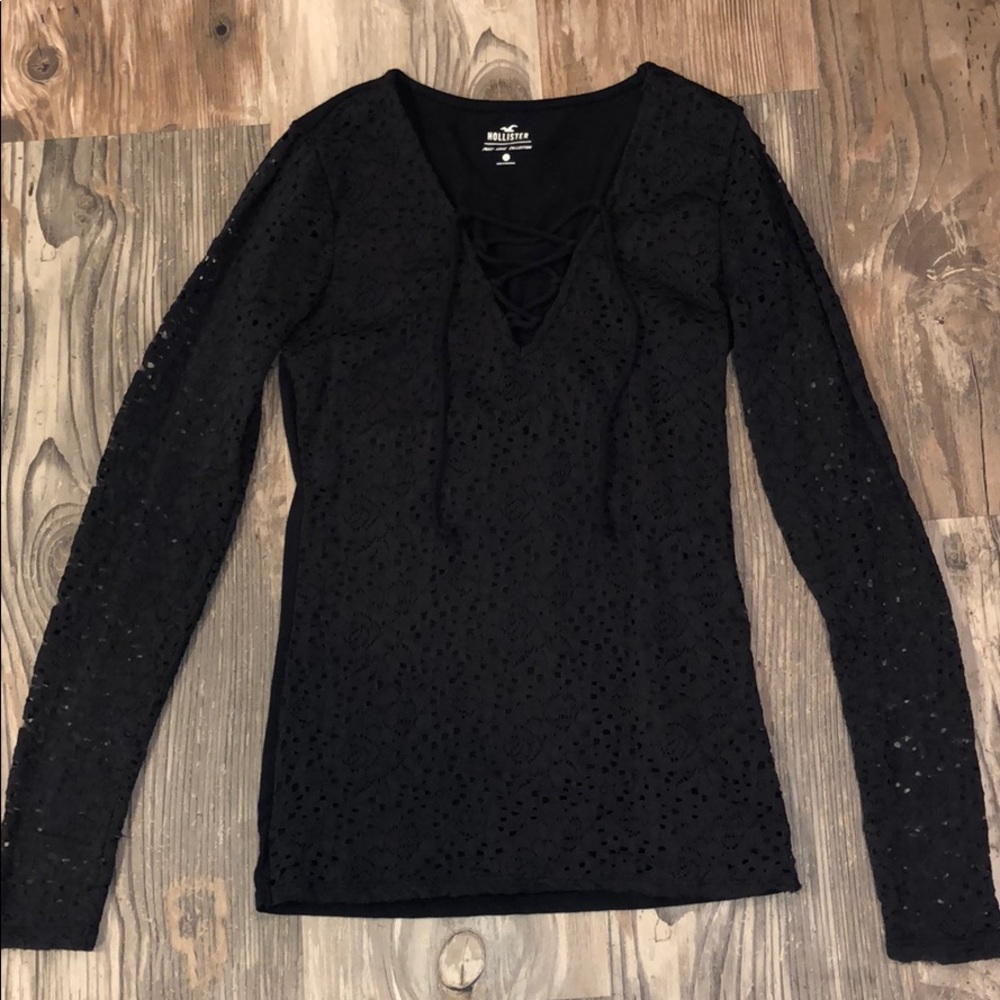 long sleeve fitted black shirt